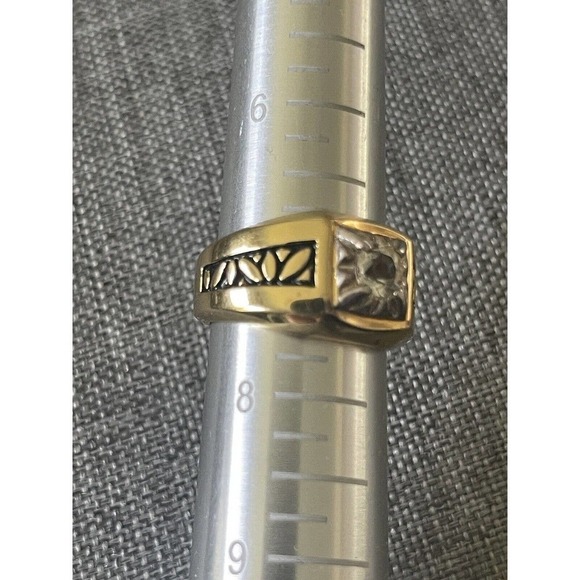 10K Gold Plated Mens Fashion Simulated Diamond Cubic ZIRCONIA CZ Ring Size 7.5 - Picture 9 of 9